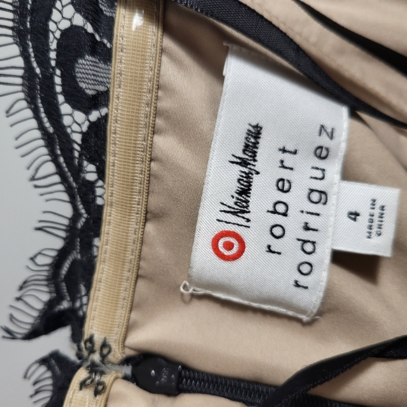 Neiman Marcus black over cream mini dress  women's 4   #2370 - Picture 6 of 10